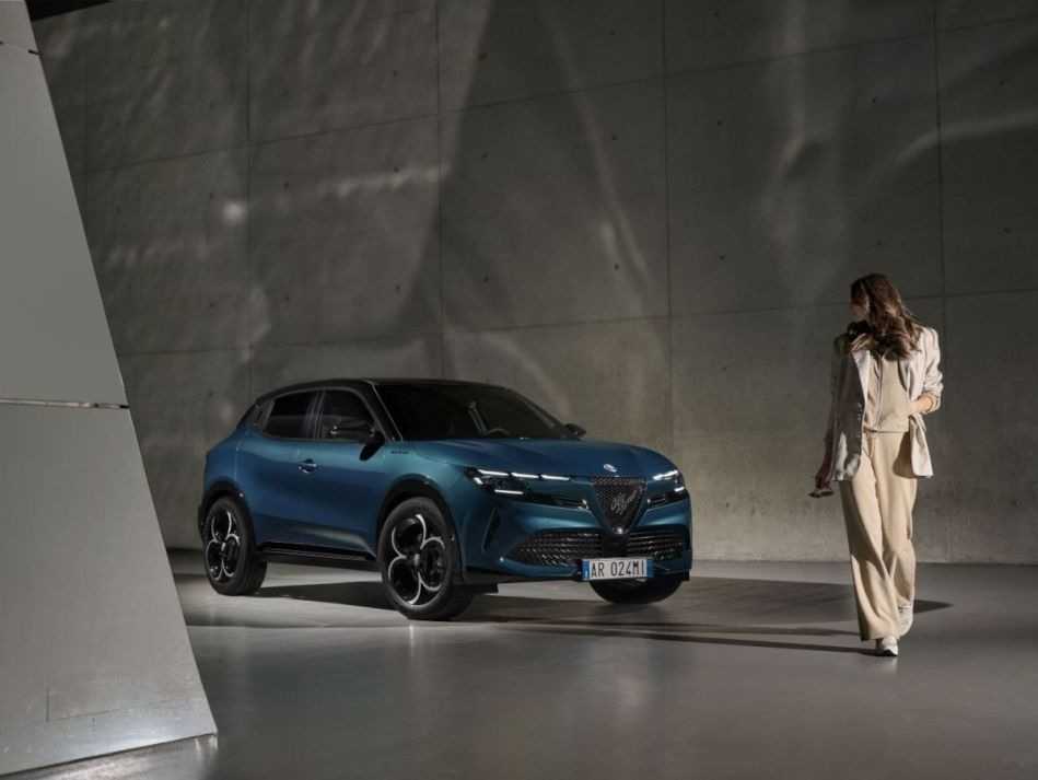 Test crossoverja Alfa Romeo Junior 2024