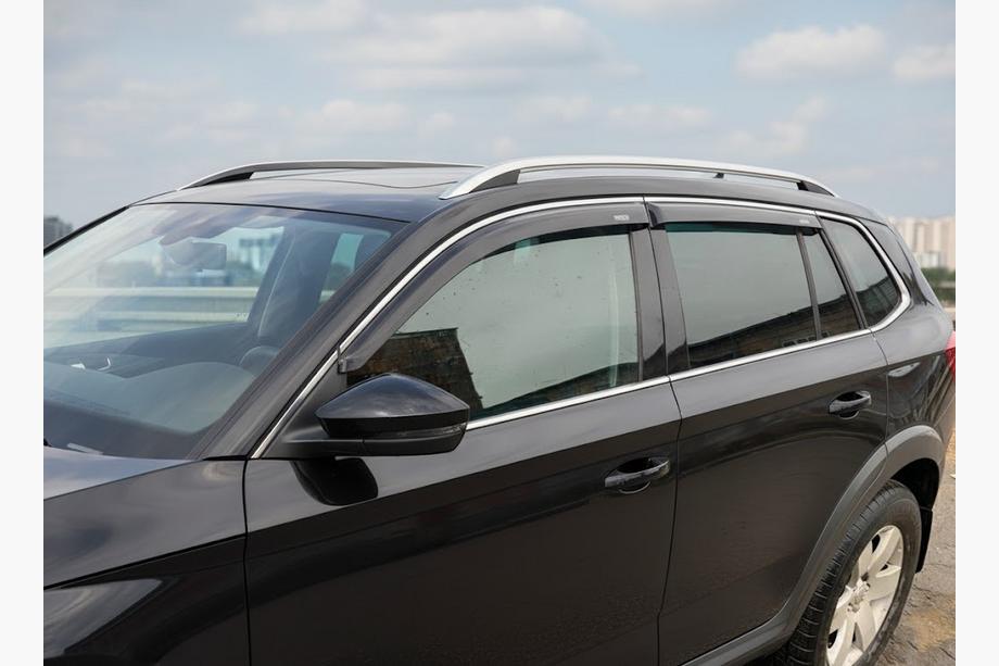 Skoda Kamiq 2019– Vetrni deflektorji oken s kromirano letvico (2019-2023, 4 kos, Niken) Image