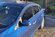 Renault Fluence 2009–2016 Vetrni deflektorji oken s kromirano letvico (4 kos, Niken) fotografija 1