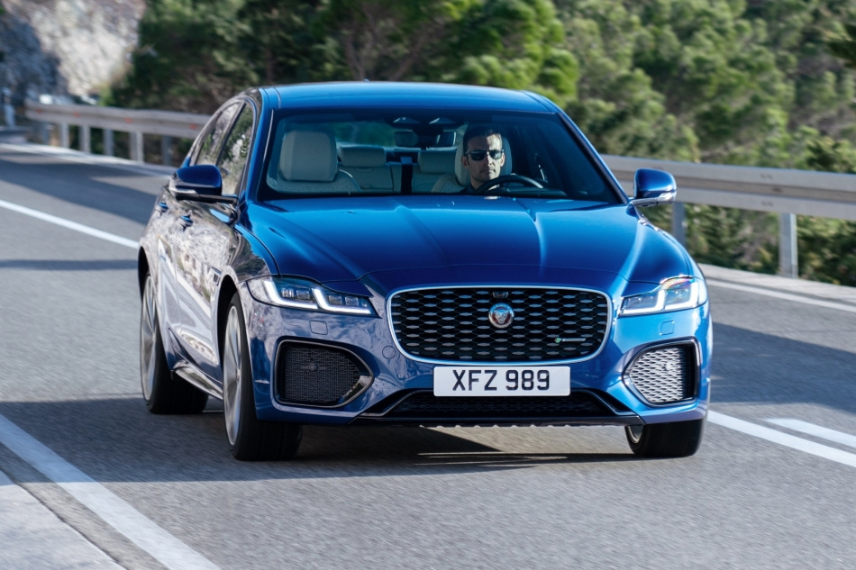 Premium limuzina Jaguar XF: razkošje v podrobnostih
