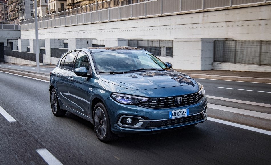 Fiat Tipo Hatchback: pregled cenovno ugodnega kombilimuzinskega modela