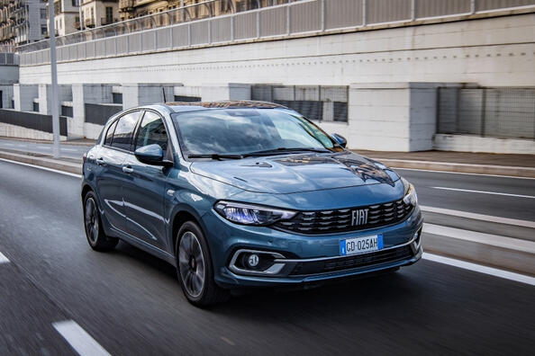 Fiat Tipo Hatchback: pregled cenovno ugodnega kombilimuzinskega modela