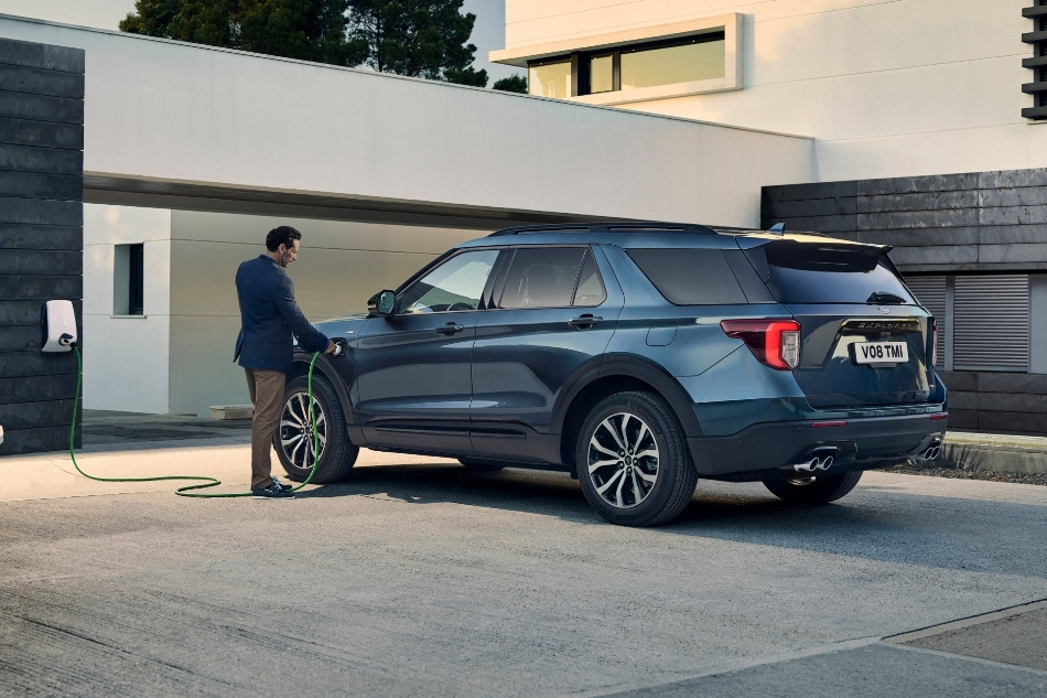 Ford Explorer Hybrid: varčen kompromis v svetu velikih križancev