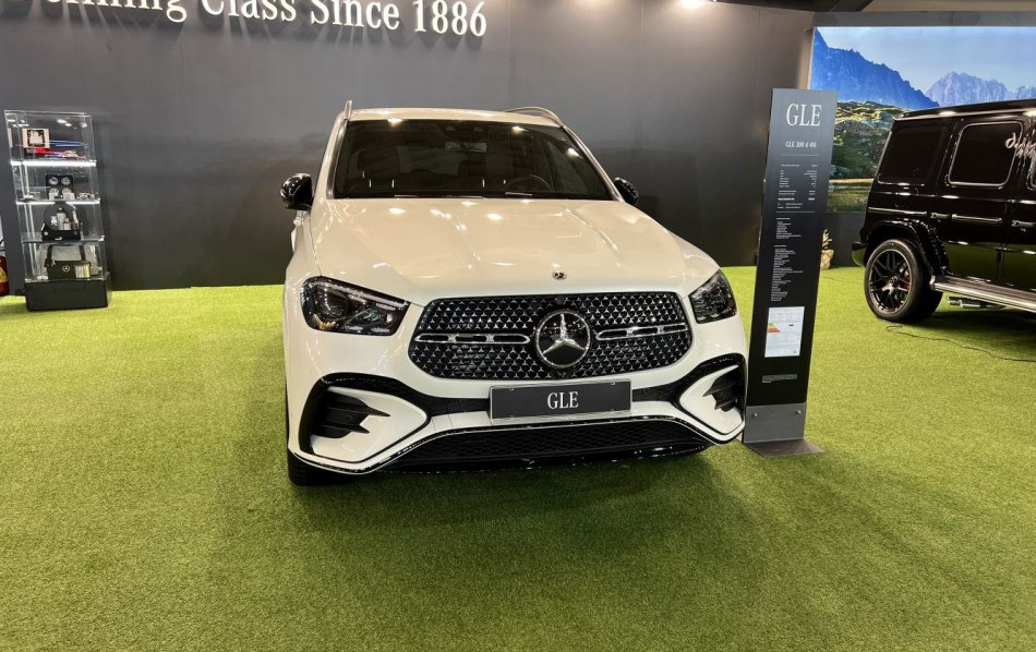 Mercedes-Benz GLE 2023: prenovljeni vodilni med SUV-ji