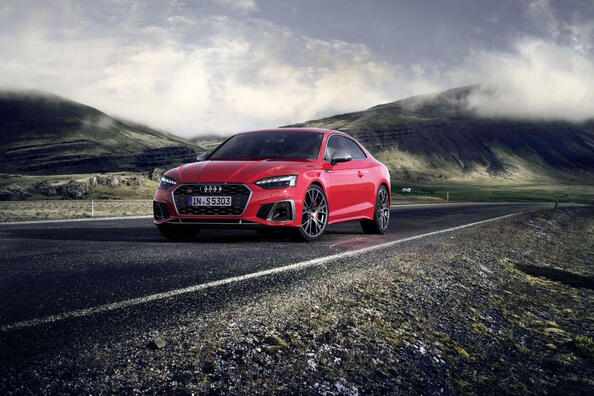 Pregled visokozmogljivega Audi S5 Coupe
