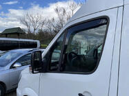 Mercedes Sprinter W906 2006–2018 Vetrni deflektorji za okna, vstavni (2 kosa, HEKO) fotografija 1