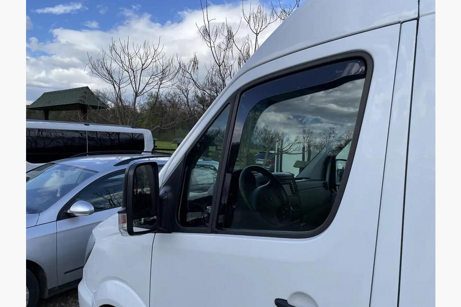 Mercedes Sprinter W906 2006–2018 Vetrni deflektorji za okna, vstavni (2 kosa, HEKO) Image