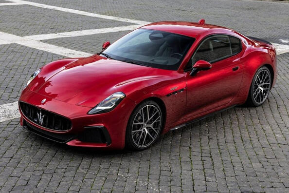 Pregled luksuznega kupeja Maserati GranTurismo II. generacije