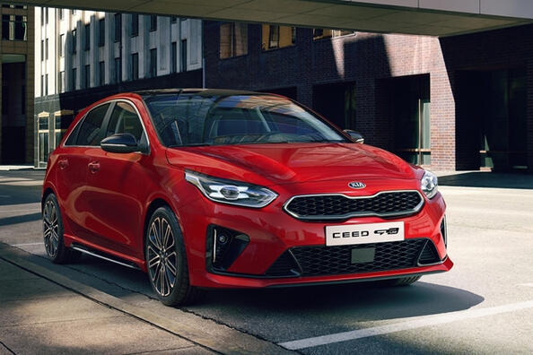 KIA Ceed GT: posodobljeni hot hatch za vozniške navdušence