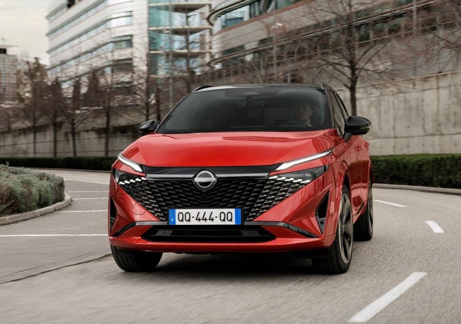 Test Nissan Qashqai 2024: posodobljeni crossover za mesto in potovanja