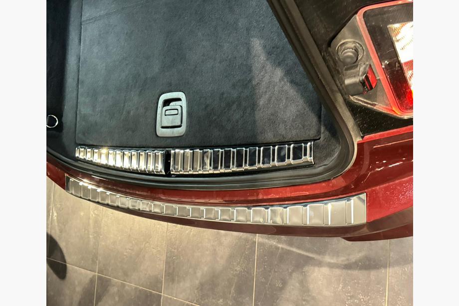 BMW iX (I20) 2022– Zaščitna letev zadnjega odbijača Carmos (nerjavno jeklo) Image