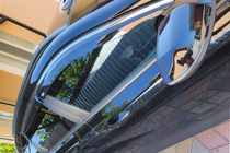 Hyundai Kona 2023– Vetrni deflektorji oken s kromirano letvico (4 kos, Niken) fotografija 8