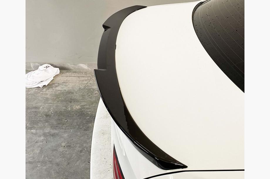 BMW serija 3 E90/E91 2005–2011 Spojler M4-Style (za E90, za lakiranje) Fotografija 12