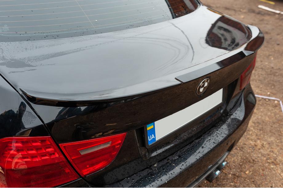 BMW serija 3 E90/E91 2005–2011 Spojler M4-Style (za E90, za lakiranje) Fotografija 2