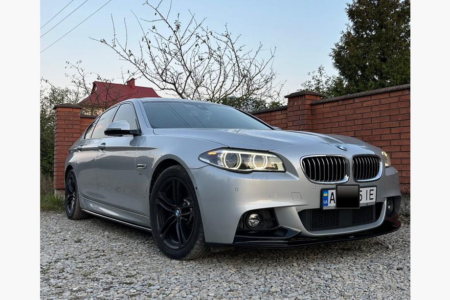 BMW serija 5 F10/F11 2010–2016 Lip spojler sprednjega odbijača DPT Lip V-1 (za M-Performance, sijajno črna) Image