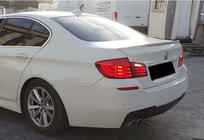 BMW serija 5 F10/F11 2010–2016 Zadnji spojler MP-Style (za F10, sijajno črna) fotografija 3