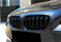 BMW serija 5 F10/F11 2010–2016 Ledvične rešetke M-Look (črni visok sijaj) fotografija 7