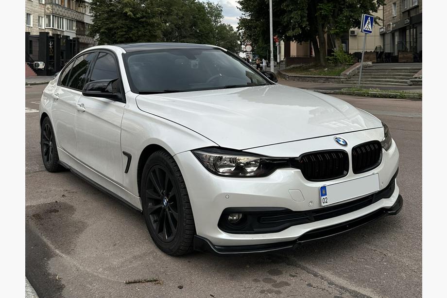 BMW serija 3 F30/F31 2012–2019 DPT Lip spojler (lip) za sprednji odbijač za serijsko različico (2015-2018, sijajno črna) Image
