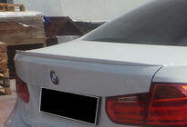 BMW serija 3 F30/F31 2012–2019 Spojler M3-Style (za F30/F80, črna visok sijaj) fotografija 6
