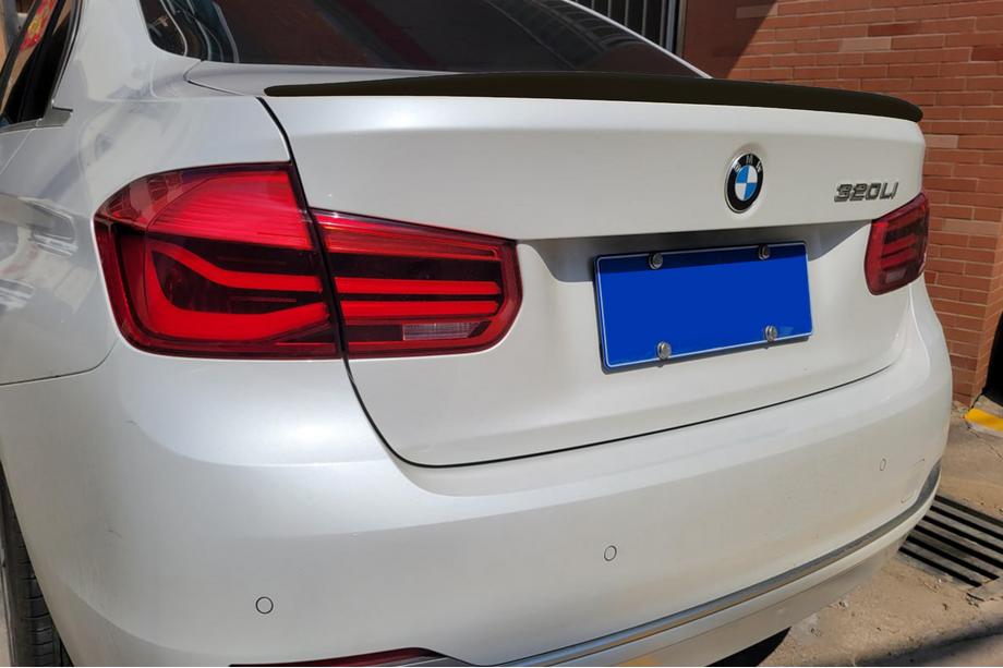 BMW serija 3 F30/F31 2012–2019 Spojler M3-Style (za F30/F80, črna visok sijaj) Image
