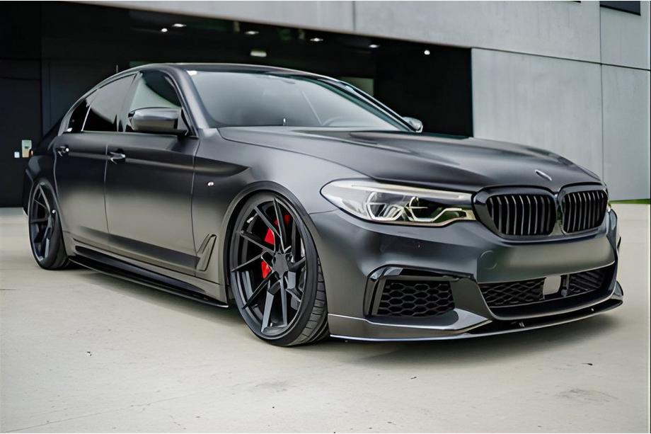 BMW serija 5 G30/G31 2017–2023 Lip spojler sprednjega odbijača DPT Lip V1 (za M-Performance 2017-2020, črn sijaj) Fotografija 1