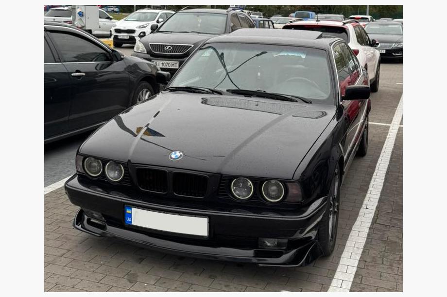 Univerzalni sprednji lip spojler odbijača DPT V-1 (ABS) (2 kos) (črna sijaj) Fotografija 3
