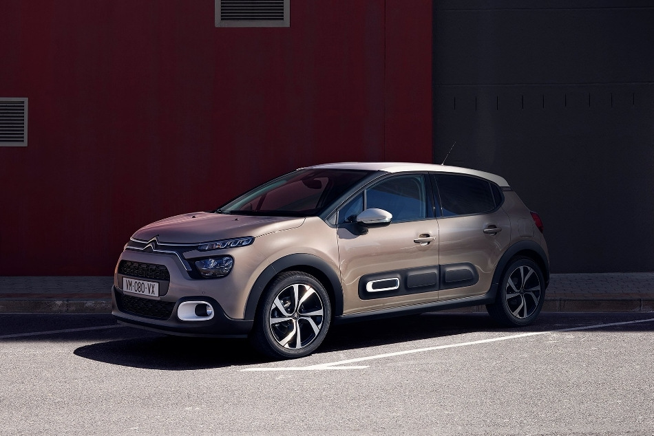 Test prenovljenega mestnega kombilimuzinskega Citroen C3