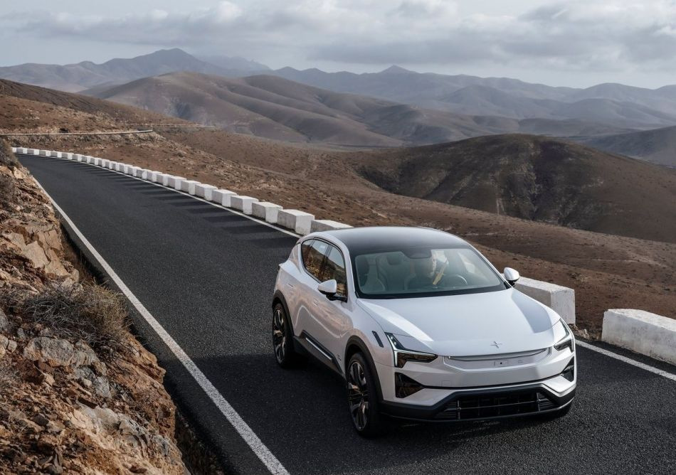Test električnega križanca Polestar 3