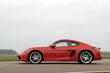 Pregled športnega kupeja Porsche 718 Cayman fotografija 2