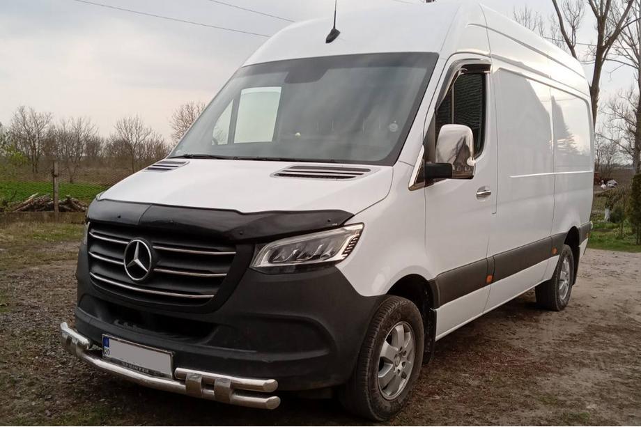 Mercedes Sprinter W907/W910 2018– Shark sprednji spodnji zaščitni lok Image