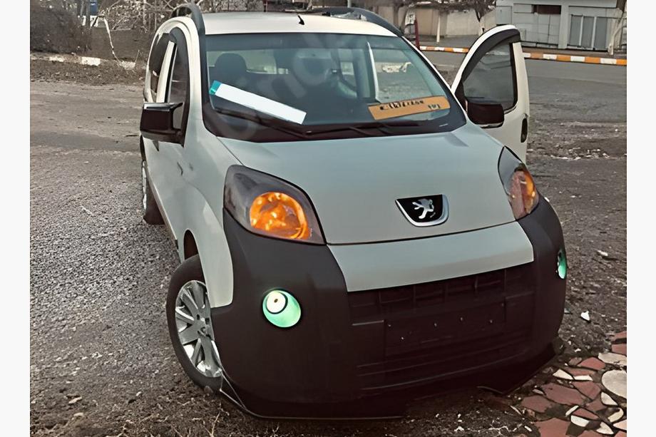 Peugeot Bipper 2008–2017 Pokrovi ogledal BMW-Style (2 kos) Fotografija 8
