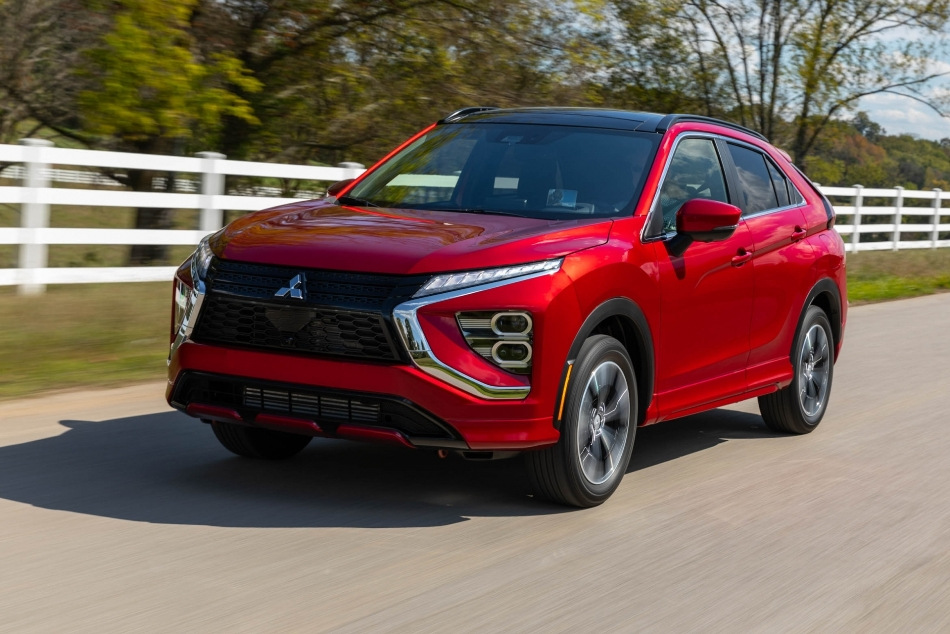 Test Mitsubishi Eclipse Cross: razvoj v pravo smer
