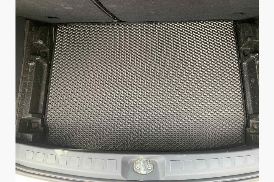 Mitsubishi Colt 2004–2012 EVA preproga za prtljažnik (siva) Image