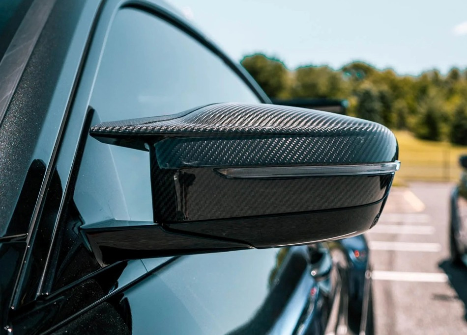 Tuning ogledal: elegantne in funkcionalne rešitve za avto