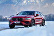 Pregled karavana Volvo V60 Cross Country druge generacije fotografija 3