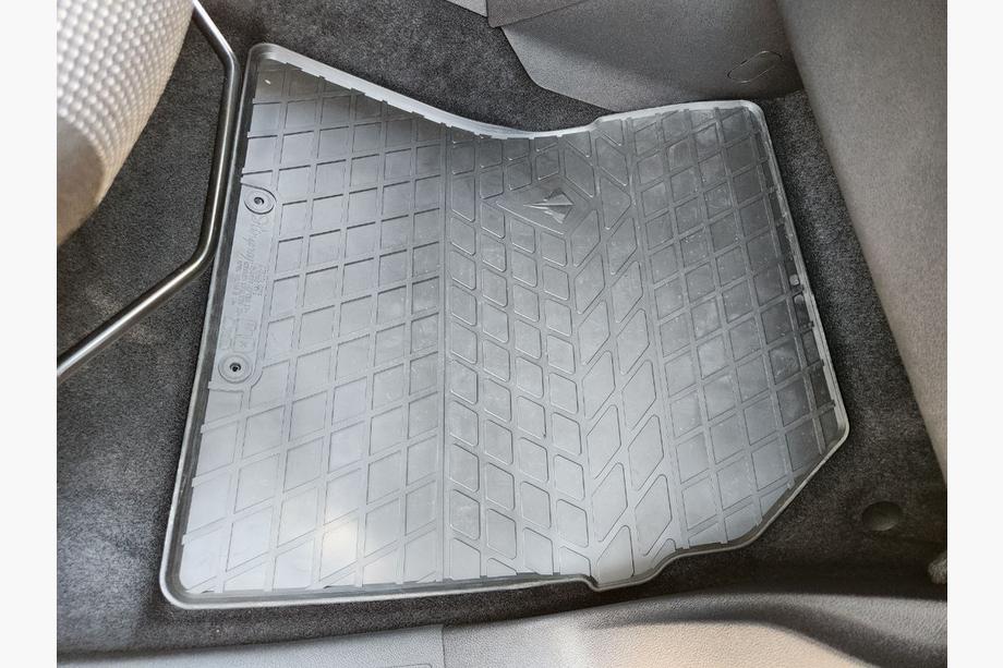 Toyota Proace City 2016– Stingray gumijasti tepihi za notranjost (4 kos, sponka CP2) Fotografija 2