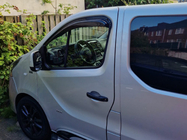 Opel Vivaro 2015–2019 Deflektorji oken EuroCap (2 kosa) fotografija 13