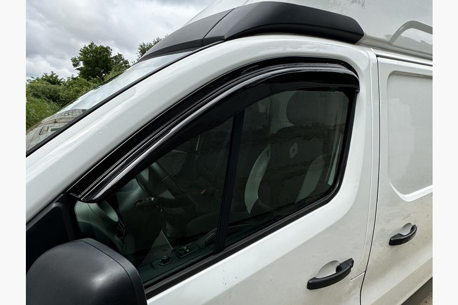 Fiat Talento 2016– Deflektorji oken EuroCap (2 kosa) Image