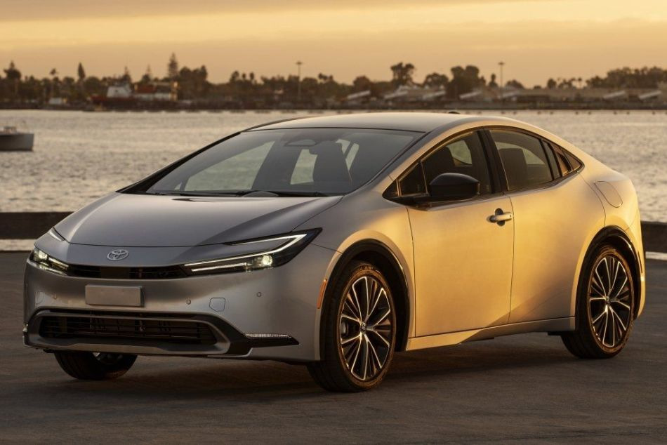 Test: Toyota Prius pete generacije (2023)
