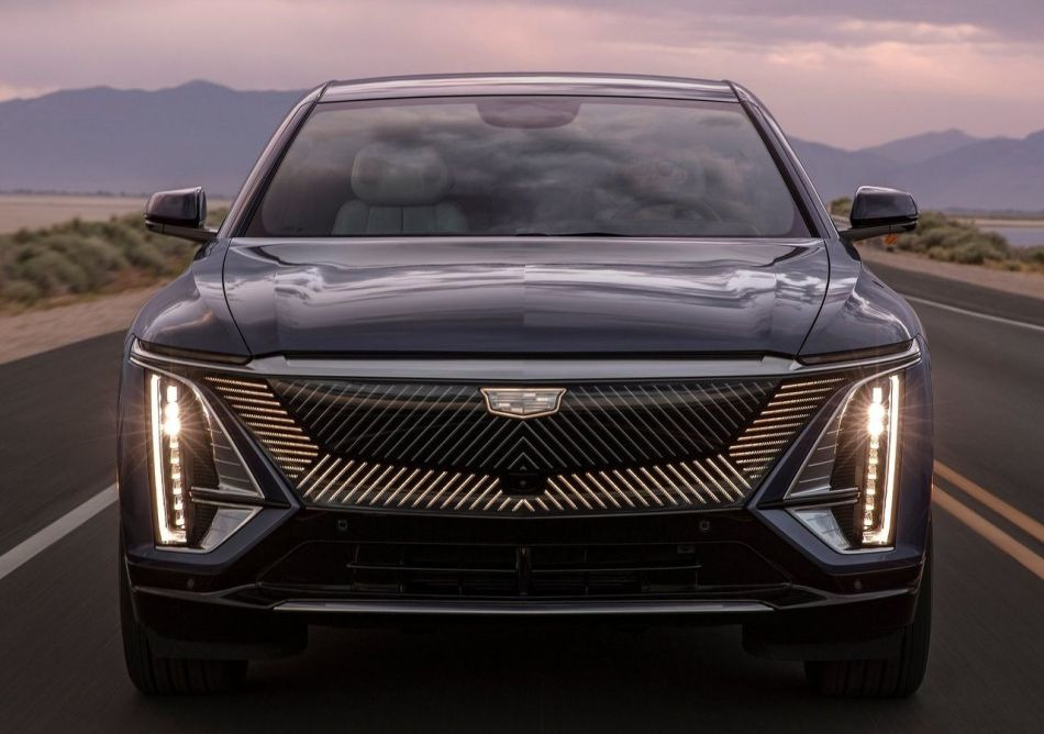 Test električnega luksuznega križanca Cadillac Lyriq