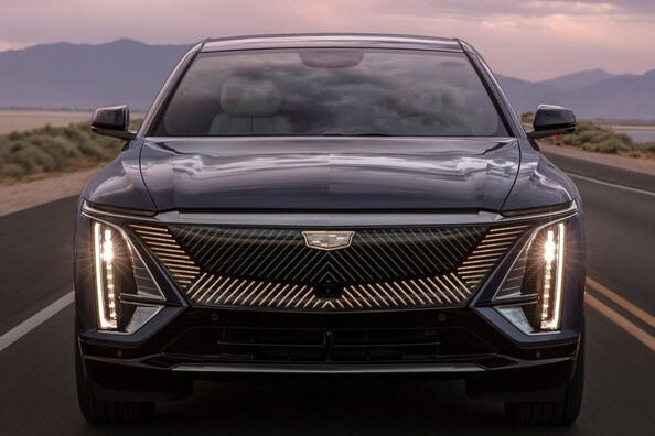 Test električnega luksuznega križanca Cadillac Lyriq