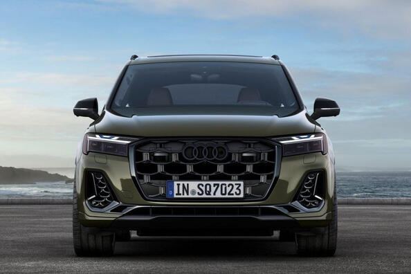 Pregled visokozmogljivega Audi SQ7 facelift 2024