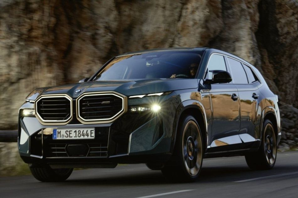 Test BMW XM: nova dimenzija športnosti