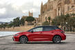 Test kombilimuzine Toyota Corolla Hatchback Hybrid fotografija 3
