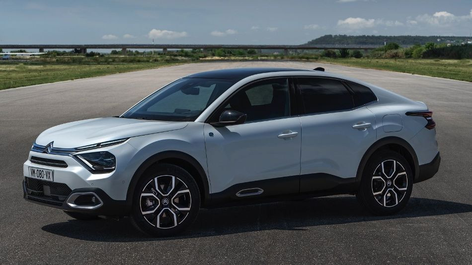 Test električnega fastbacka Citroen e-C4 X