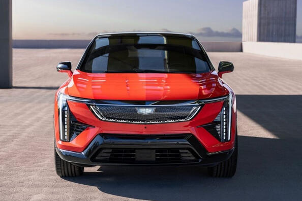 Test električnega premium crossoverja Cadillac Optiq