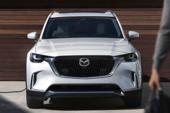 Test: Mazdin paradni crossover polne velikosti CX-90