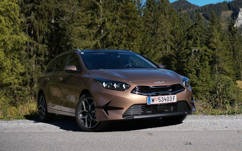 Pregled KIA Ceed SW: eleganten karavan z osveženo zasnovo