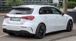 Mercedes A-class W177 2018– Zadnji difuzor z izpušnimi zaključki (Dizajn A35 HB) fotografija 1