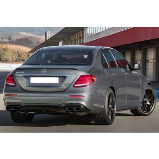 Zadnji difuzor z izpusnimi nastavki E63-Design Black (za AMG/AMG-Line 2016-2020) fotografija 1